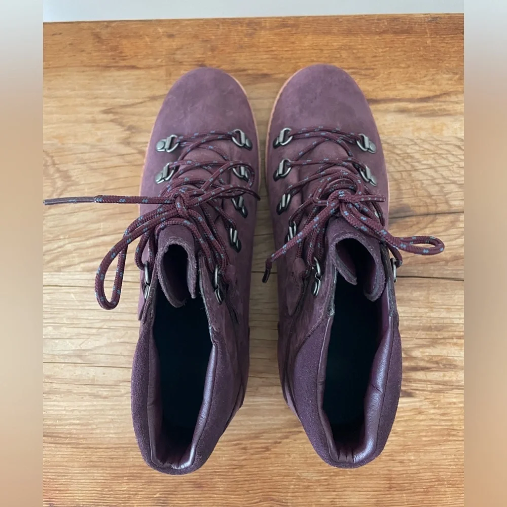 NWOB Teva De La Vin DS Alpine Low Fashion Boots Winter Booties Lace Up Womens 6